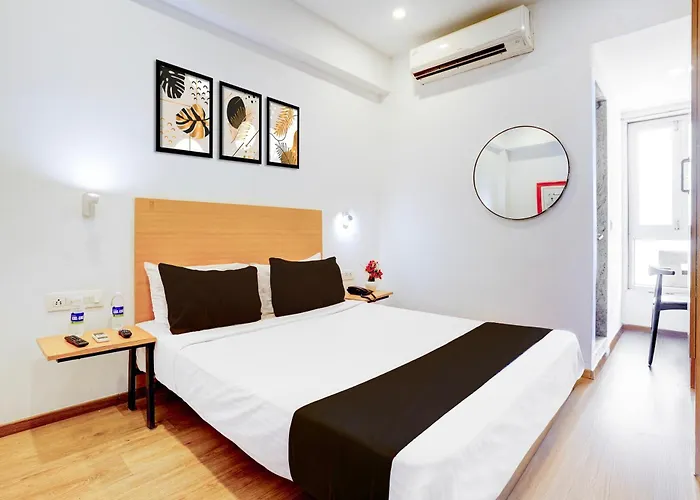 Super Townhouse Khar The Habitat Hotel Mumbai